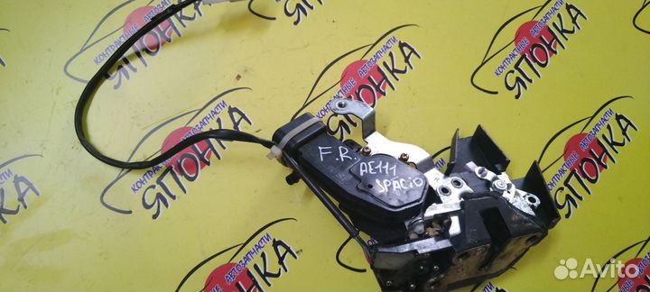 Замок двери toyota spacio AE111 AE115 F R