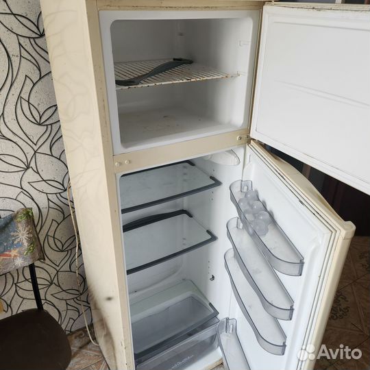 Холодильник бу