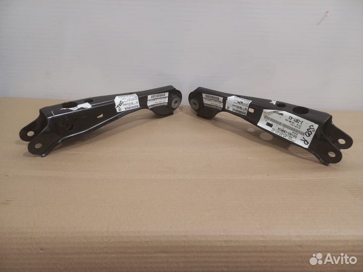 Рычаг задний под амортизатор на Infiniti Fx35 Fx45