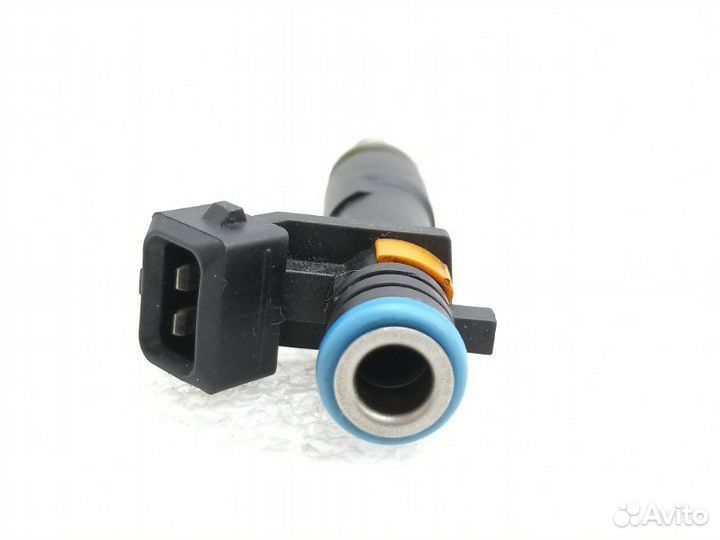 Форсунка топливная Chevrolet Cruze 1.8 F18D4 2011