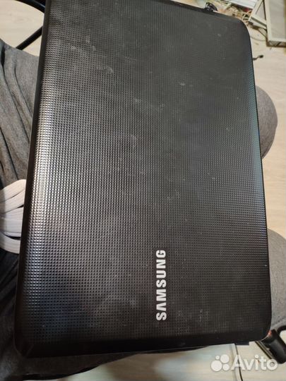 Ноутбук Samsung NP-R530-JA04RU