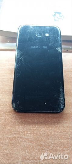 Телефон Samsung а7 2017 г