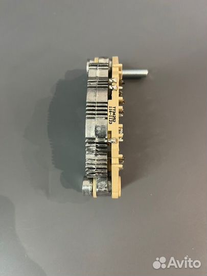 Диодный мост Hyundai Accent