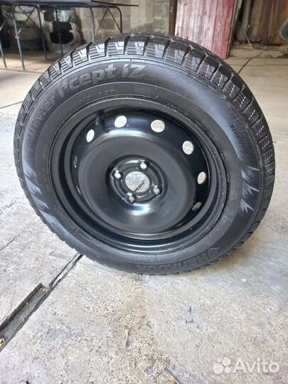 R15 Hankook Winter I'Cept IZ W606 185/65, PCD 4x100 DIA 42