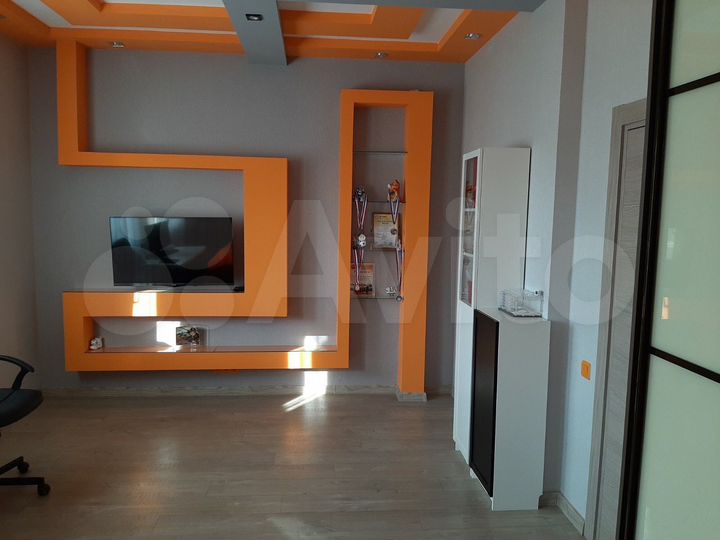 Коттедж 210 м² на участке 6,7 сот.