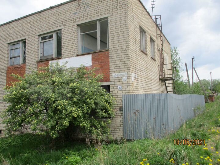 Здание, 991.7 м²