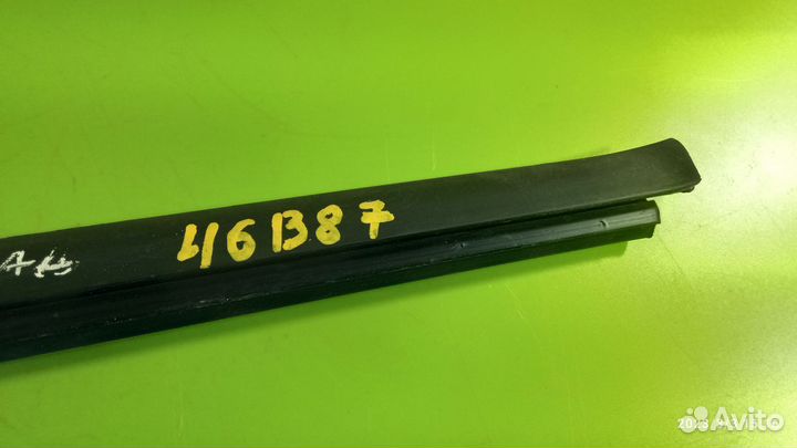 Уплотнитель стекла двери для Mercedes-Benz W211