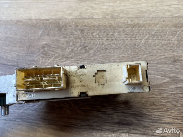 Peugeot 307 передний моторчик стеклопдъёмника R