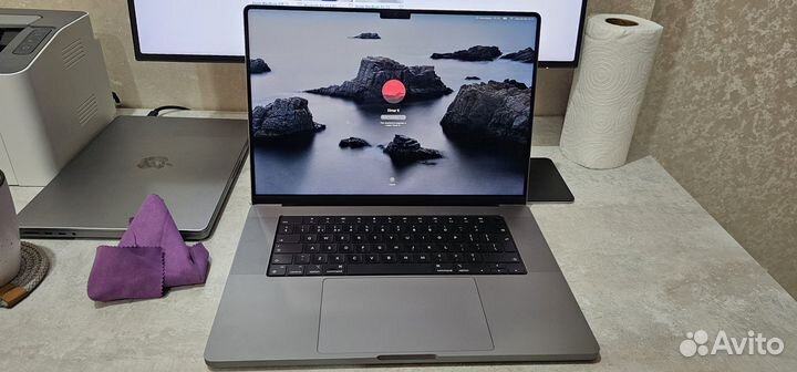 Macbook pro 16 m1 pro 16gb 1tb 2021