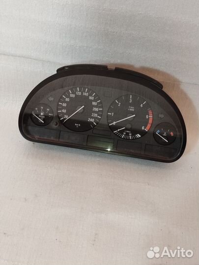 Приборная панель