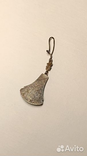 Винтажная сережка финифть роспись цветы