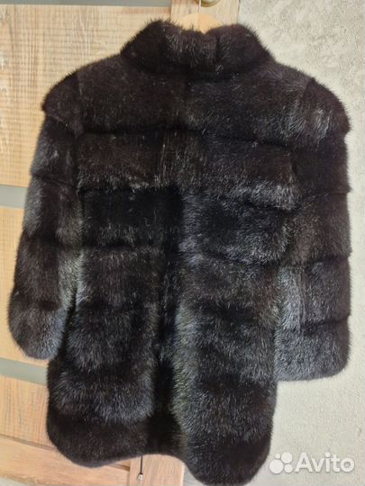 Продам норковую шубу автоледи