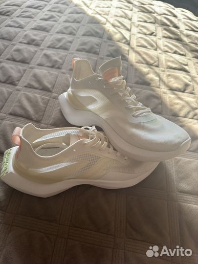 Кроссовки mango 39