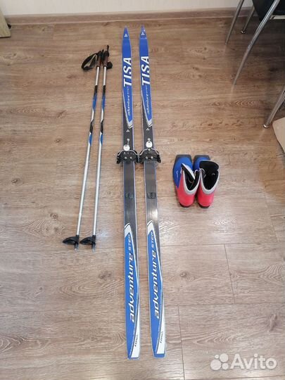 Беговые лыжи