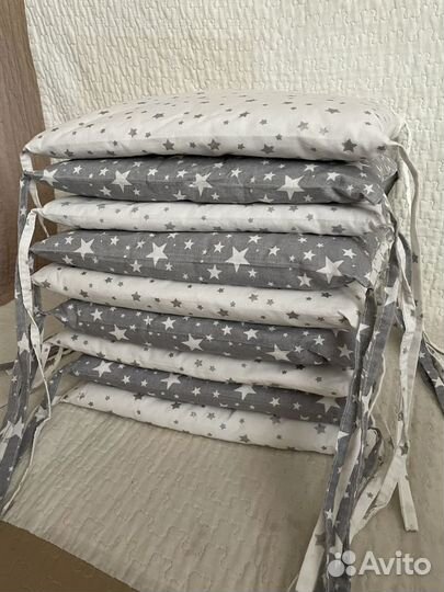 Бортики в кроватку