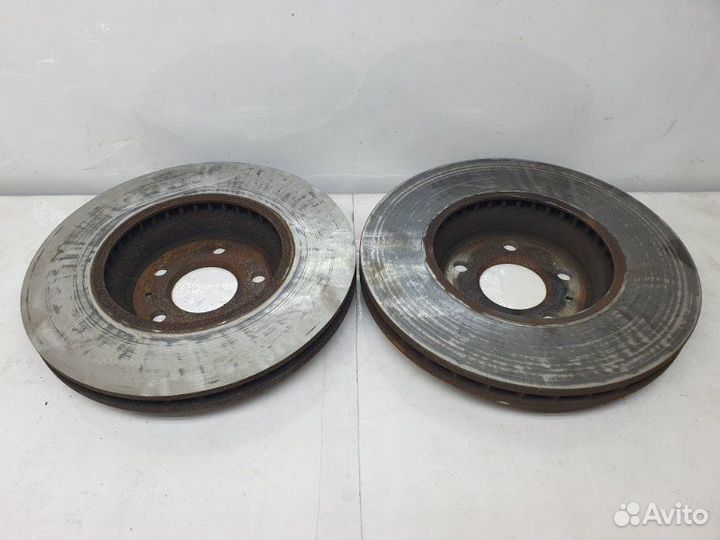 Тормозной диск передний Audi A5 8T3 2.0 2010