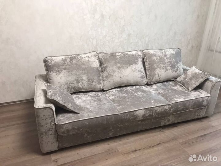 Перетяжка и реставрация мягкой мебели