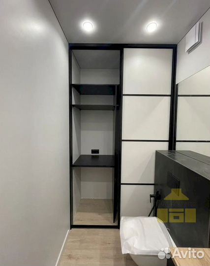 Распашной шкаф