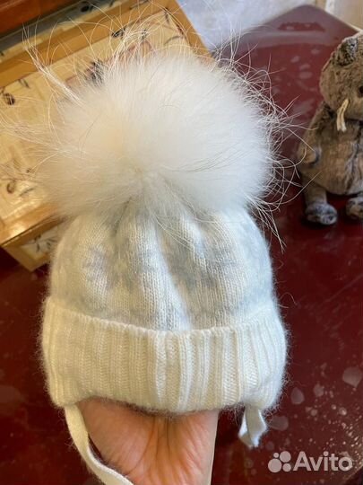 Зимняя шапка для новорожденного