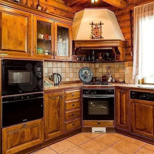 Дом 200 м² на участке 20 сот.