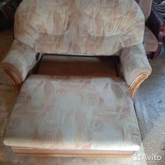 Диван чебурашка бу