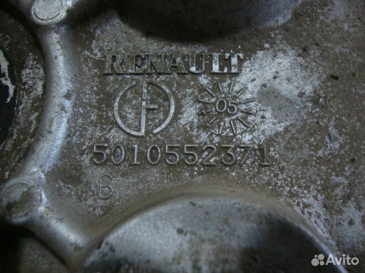 Кронштейн renault