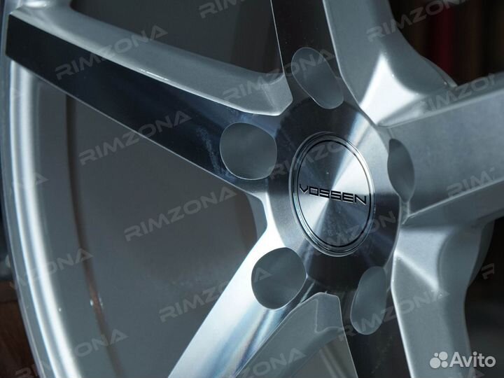 Литые диски Vossen R17 на Hyundai. Арт1082