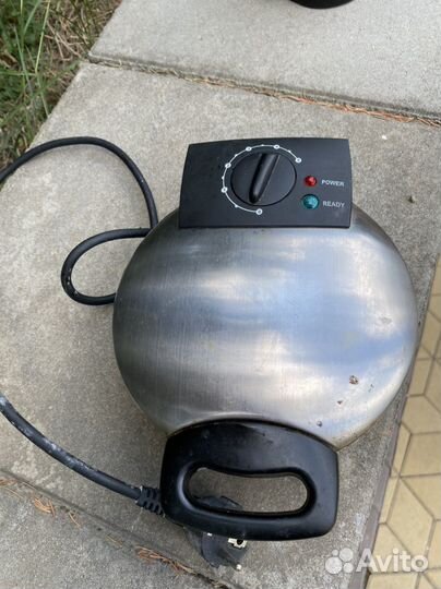 Электрическая вафельница