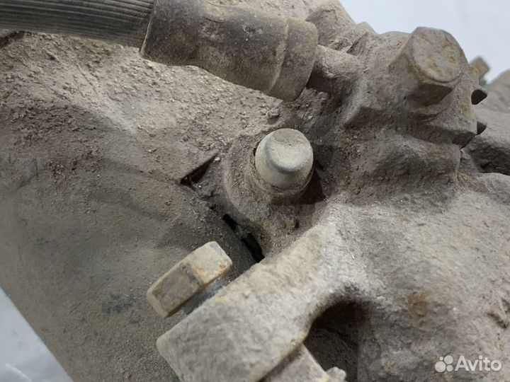 Суппорт тормозной задний правый VAG