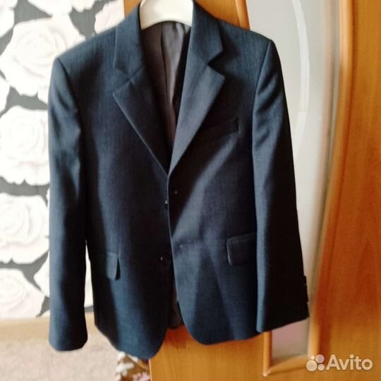 Школьный костюм