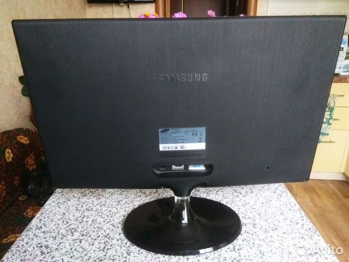 Монитор для компьютера 24 дюйма