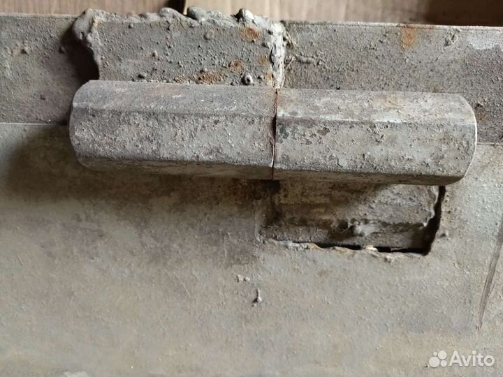 Металлическая дверь уличная бу