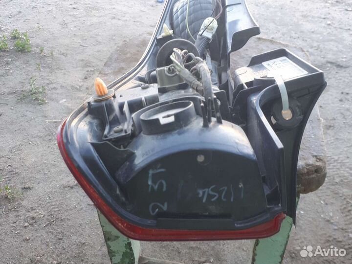 Задний правый фонарь хонда срв 2