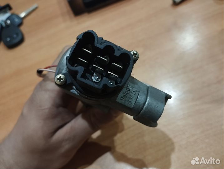 Замок зажигания Nissan Primera p11 рест