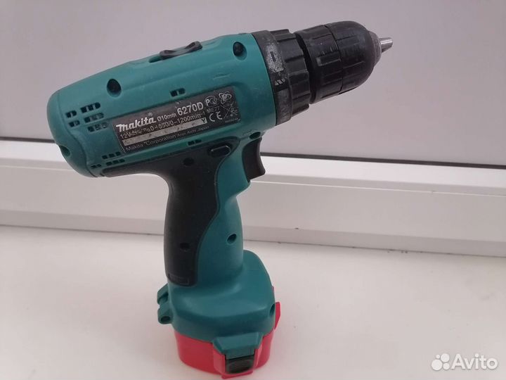 Аккумуляторная дрель шуруповерт makita 12v