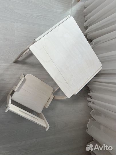 Стол и стул для малышей