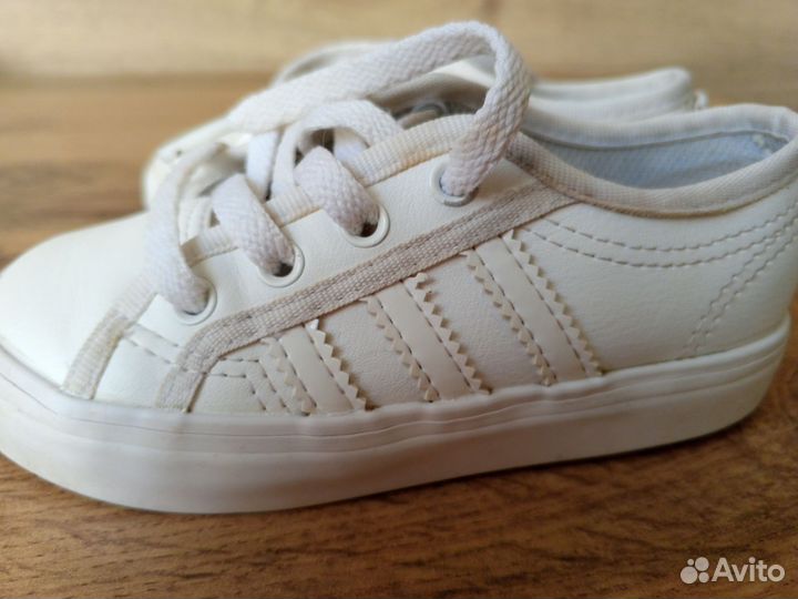 Кеды детские Нат. Кожа, adidas 24 р