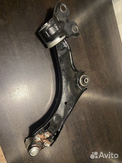 Рычаг передний левый Volvo XC60