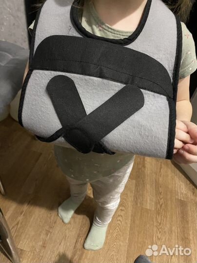 Бандаж при переломе ключицы (повязка Дезо)