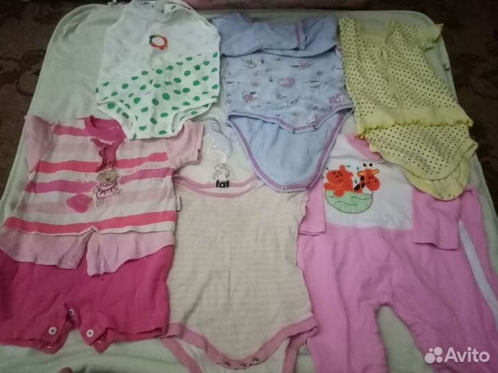 Вещи на девочку до года