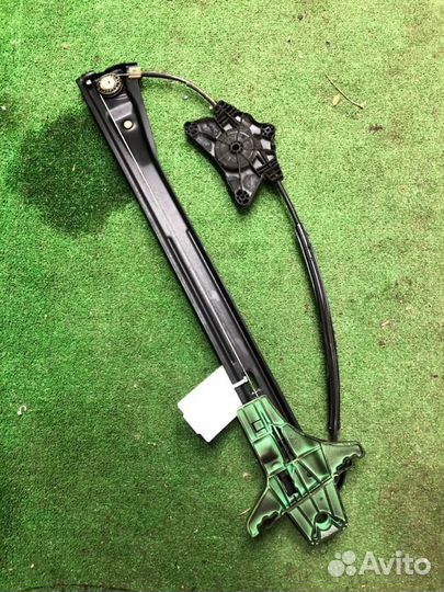 Стеклоподъемник задний левый Volkswagen Tiguan CZP