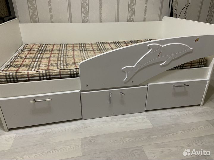 Детская кровать дельфин с матрасом
