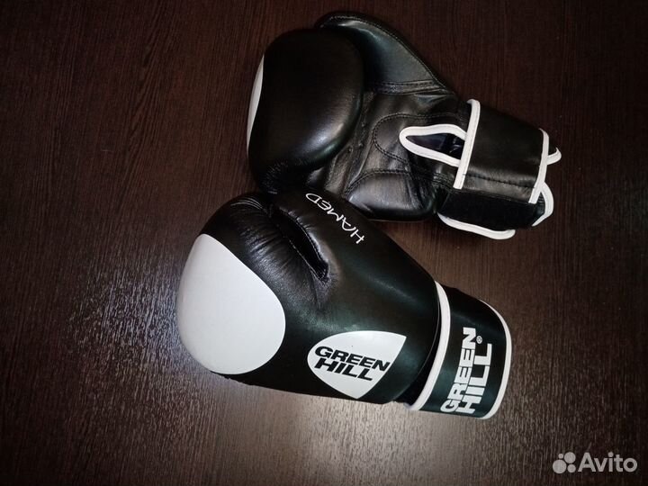 Боксерские перчатки 12 oz и 10oz