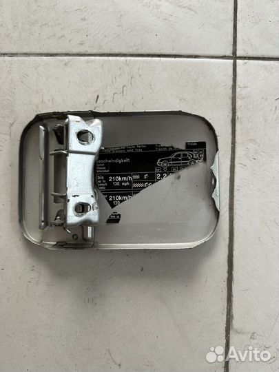 Лючок бензобака Mercedes w210