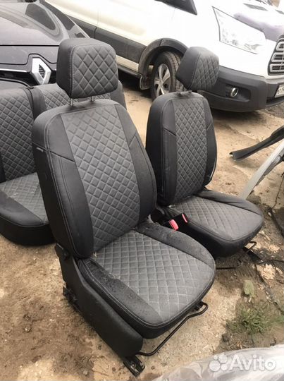 Renault Megane 3 Комплект передних сидений