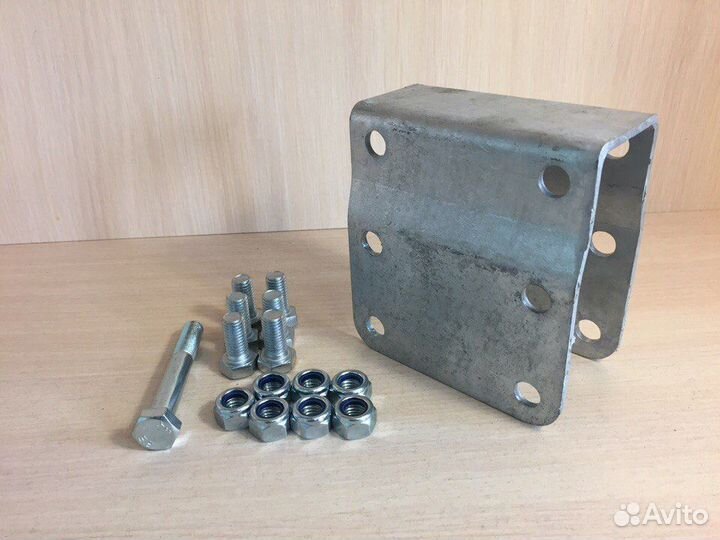Кронштейн замкового устройства прицепа #60мм регу