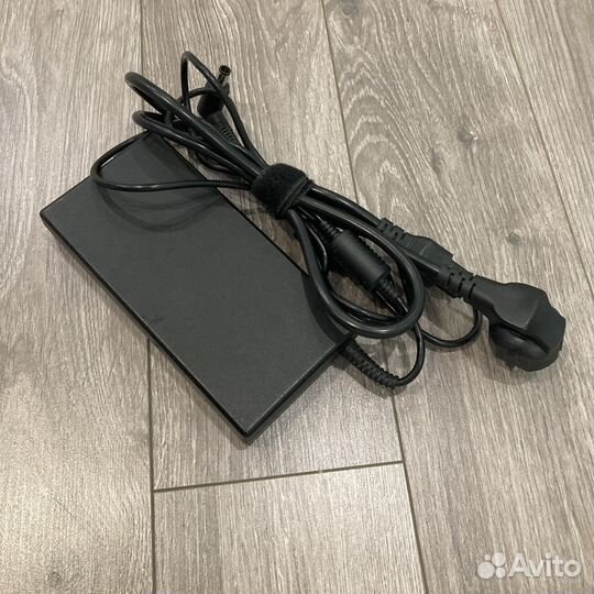 Ноутбук MSI GL63 8RCS (MS-16P8) Core i7 16 GB