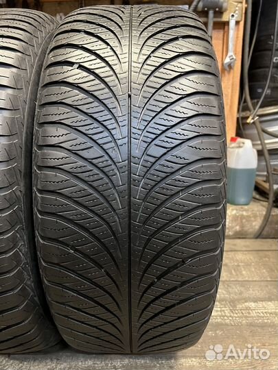 Goodyear Vector 4Seasons Gen-2 SUV 255/55 R19 107V