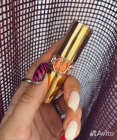 Yves saint laurent rouge volupte shine