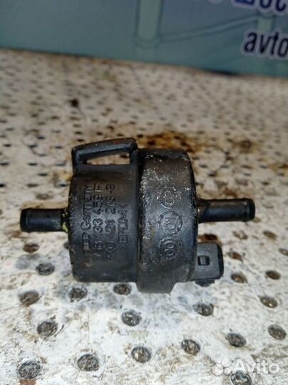 Клапан вентиляции топливного бака Volkswagen Passa